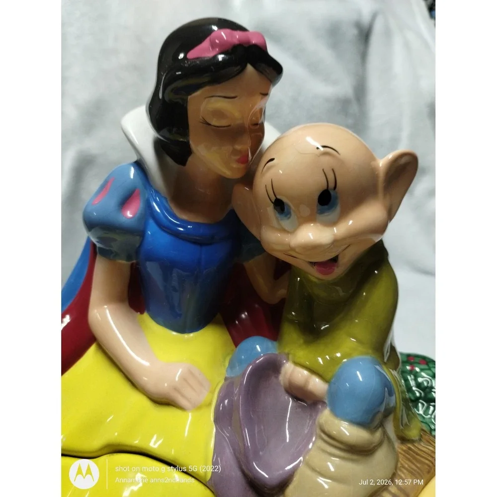 Disney Snow White and Dopey Treasure Craft Ceramic Cookie Jar Hand Painted
